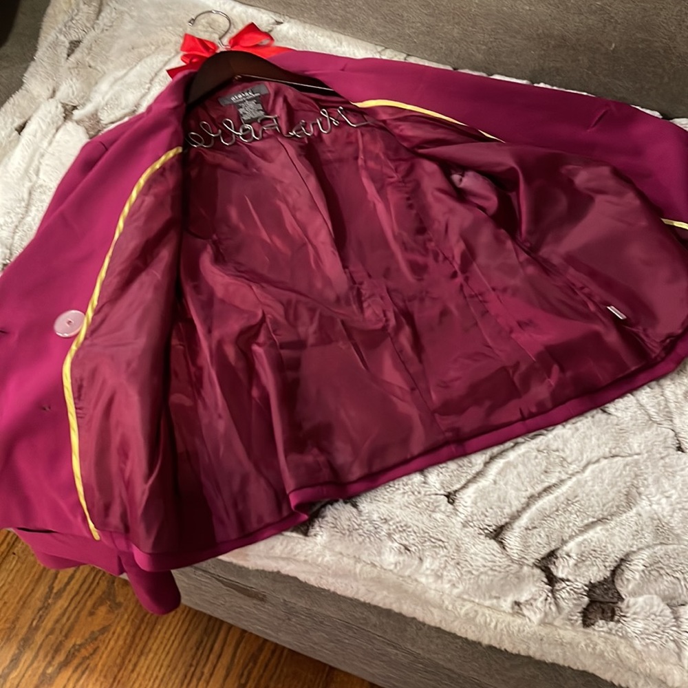 Size 4 jacket - Picture 5 of 6